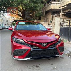 تۆیۆتا کامری
